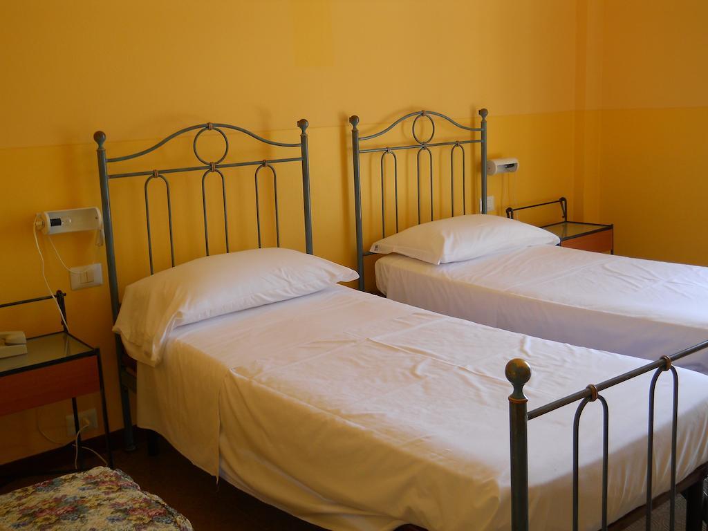 Albergo Ristorante Aquila Sulzano Oda fotoğraf